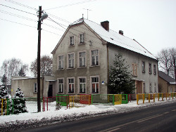 Szkoła Podstawowa w Przyczynie Górnej - widok ogólny